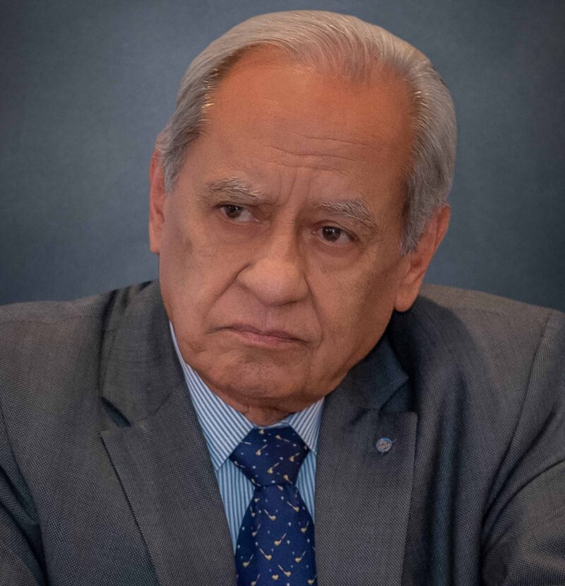 La política al revés