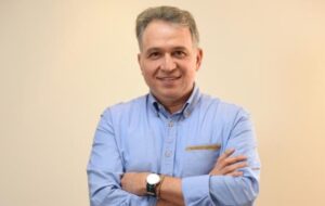 El camino a los milagros se llama estrategia